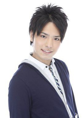 石谷春贵